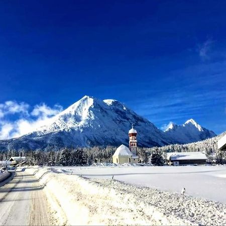 Puitbach Chalet Лойташ Екстериор снимка