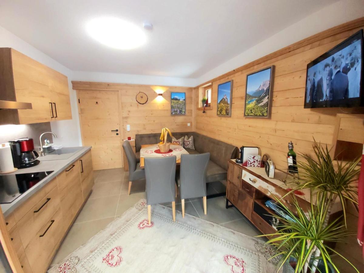 Puitbach Chalet Лойташ Стая снимка